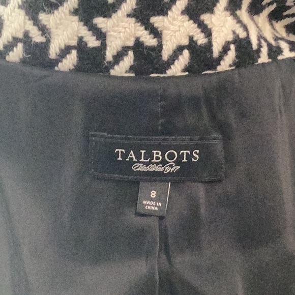 Talbots black and white houndstooth check blazer, size 8. - Picture 4 of 4